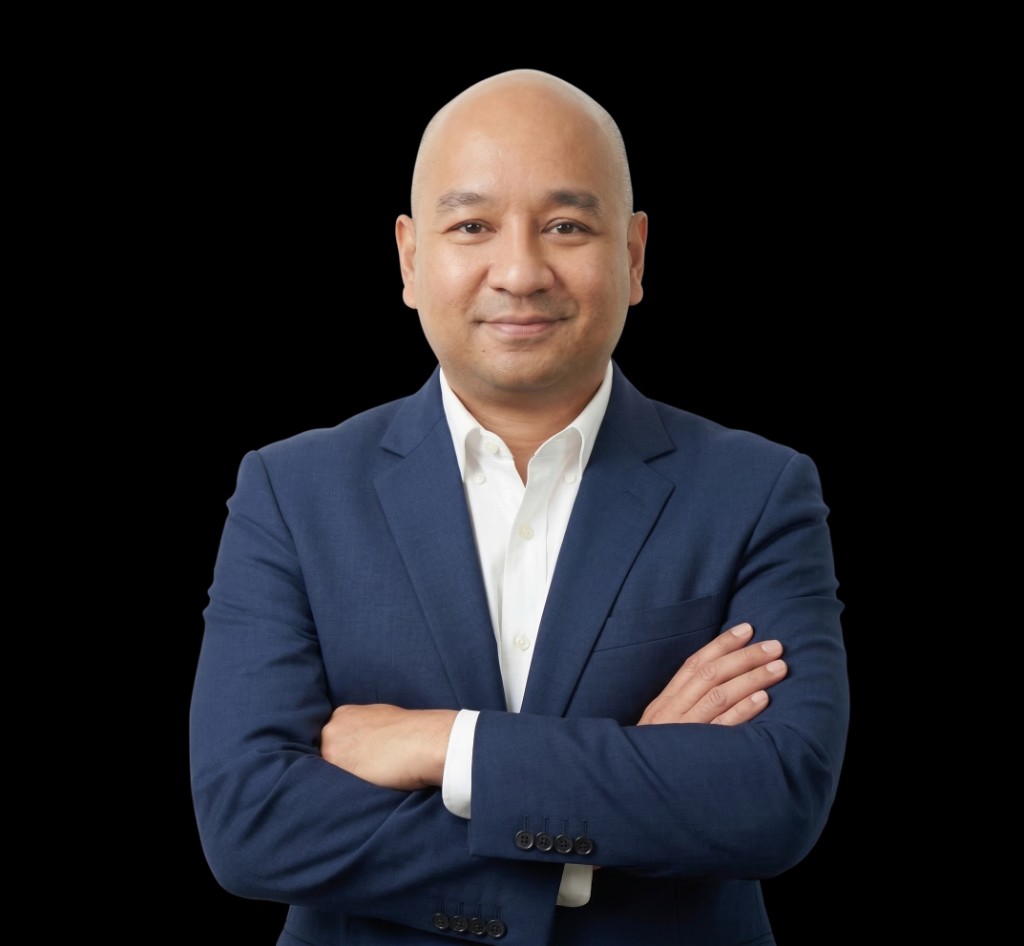อาจารย์คมจักร กำธรพสินี Gallup-Certified Strengths Coach ผู้สอนเวิร์กช็อป Partnership Consulting